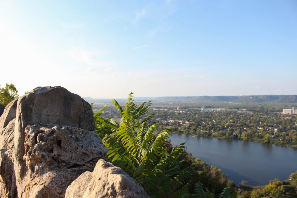 View of the Mississippi River valley from the Garvin Heights overlook.