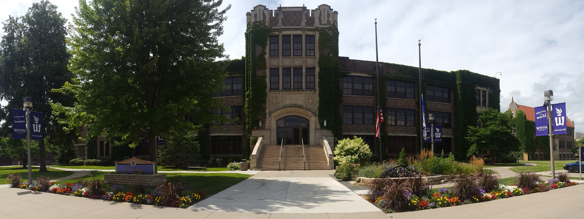 Somsen-Hall-Johnson-Entrance-1920