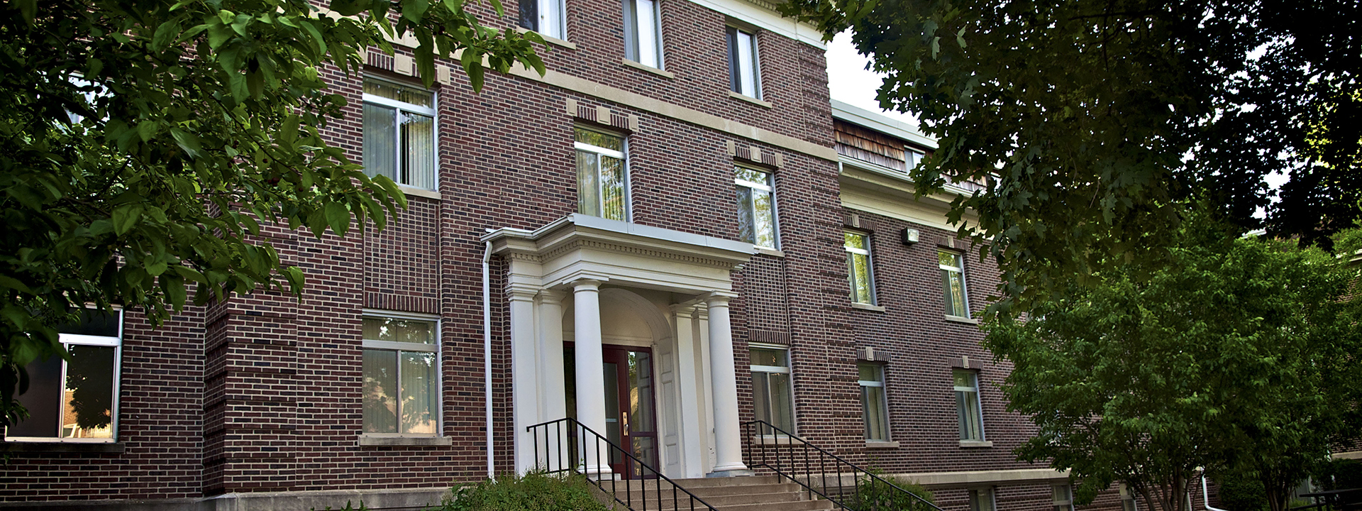 Conway-Exterior-1920